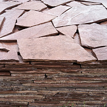 Плитняк в Калининграде