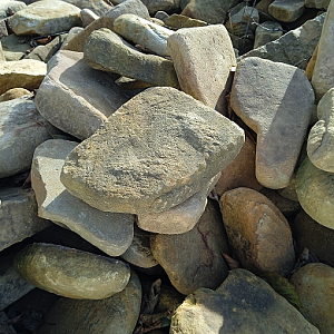 Песчаник галтованный (Дворовка) 200-300 мм